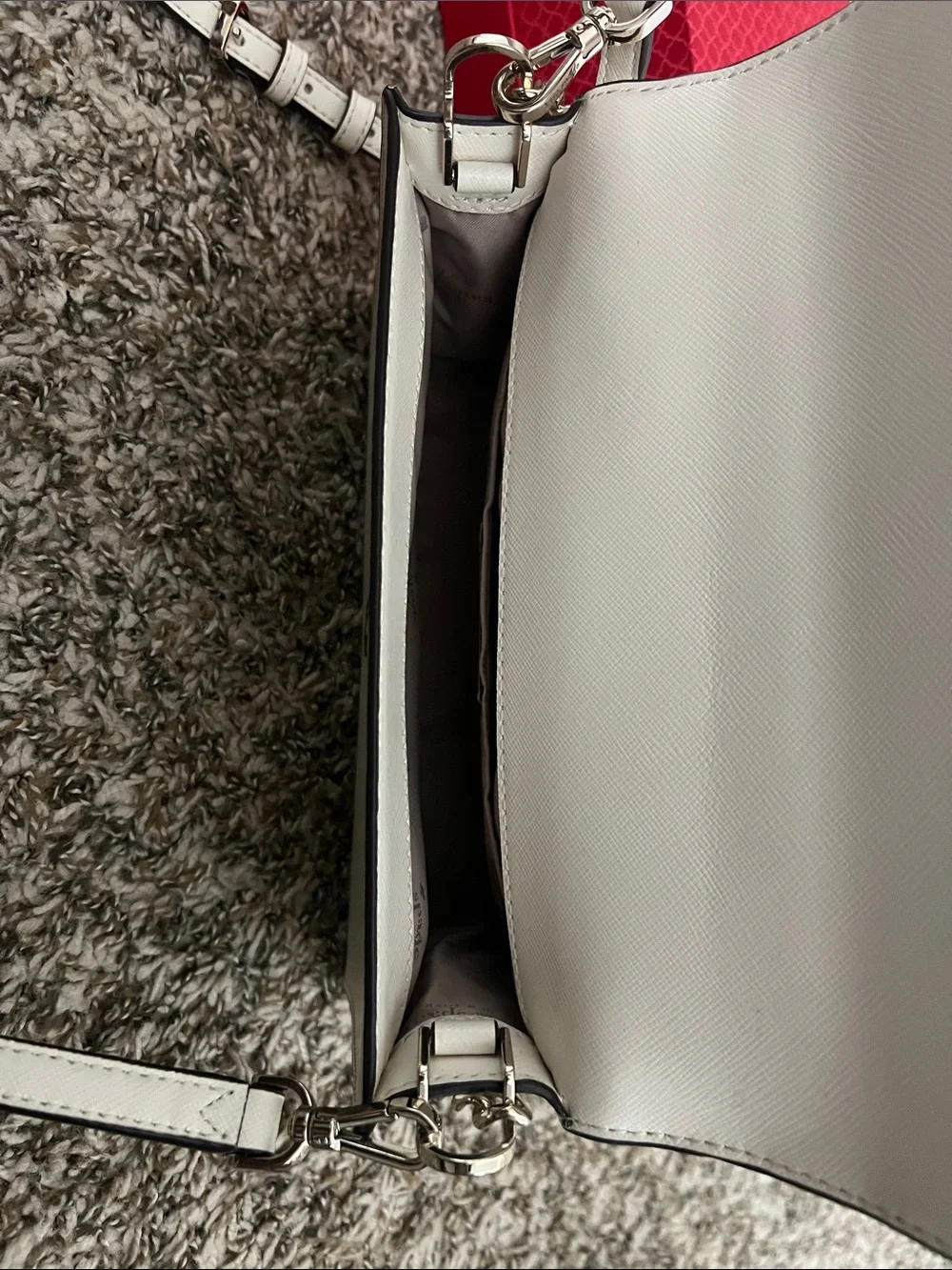 Like New Kate Spade White Leather Crossbody with handbag chain